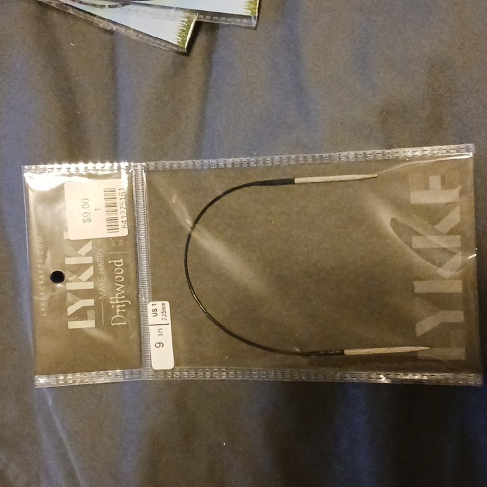 Lykke fixed circular driftwood needle 9" sz 1